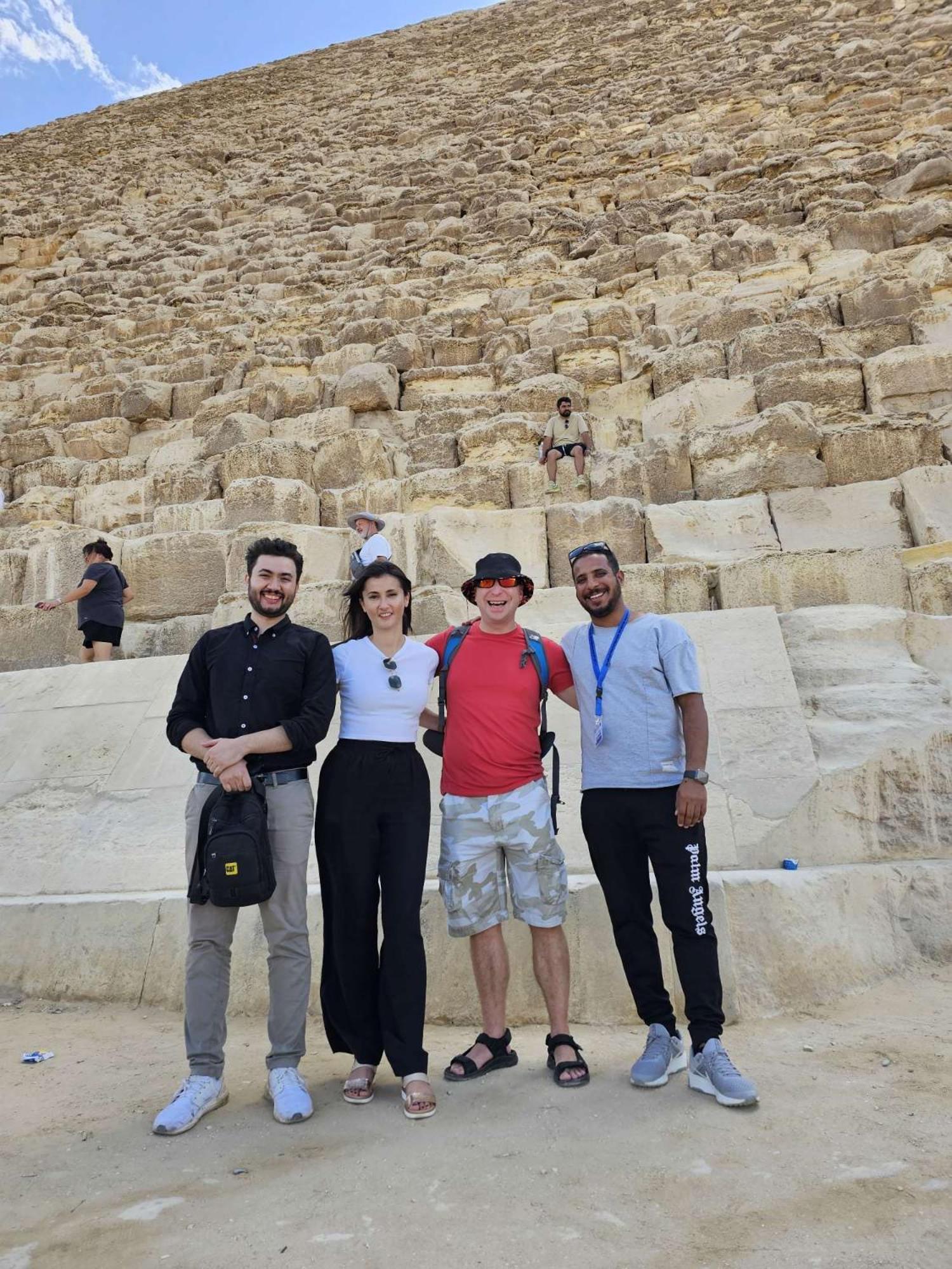 Alaskapyramidsview Kafret el-Gabal エクステリア 写真